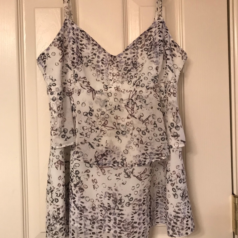 Cabi tiered cami EUC